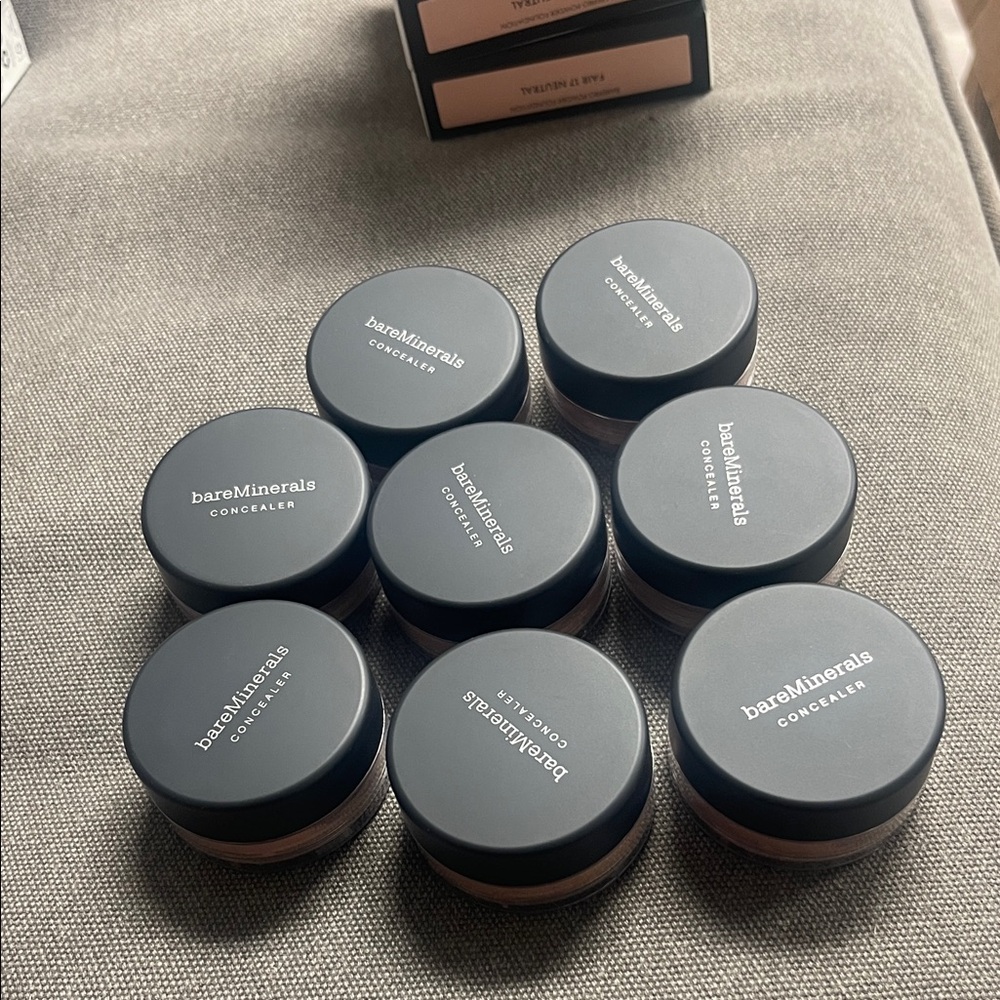 bareMinerals Concealer Collection in Black